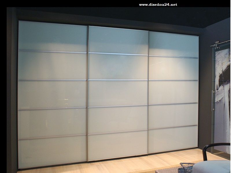 Diseño A24 - Armario de puertas correderas modelo japonés en Errenteria
