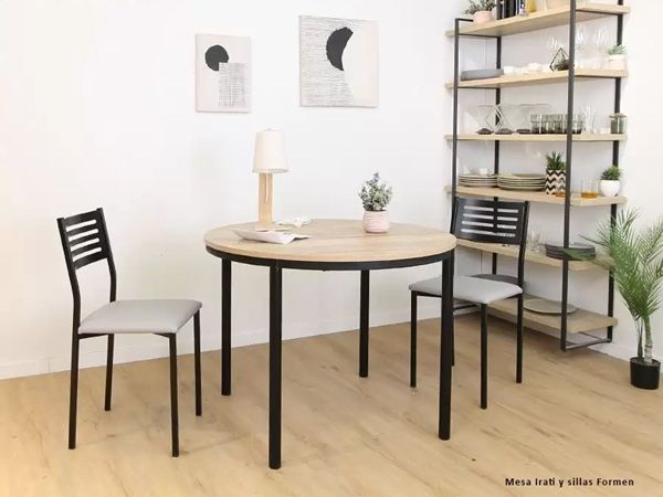 mesas-redondas-madera-clara